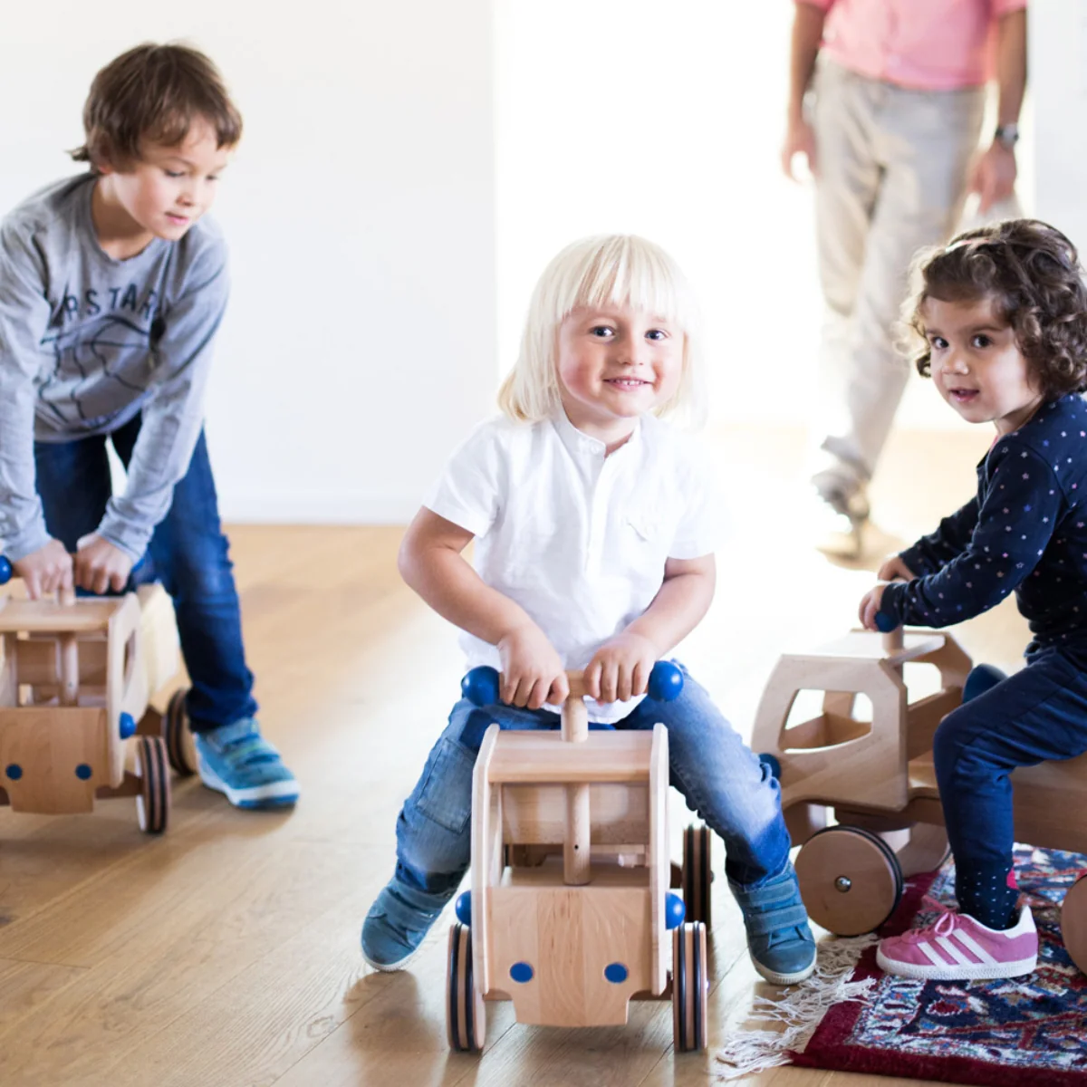 Dynamiko Wooden Ride On - Transporter Green 'Fred' - Image 3