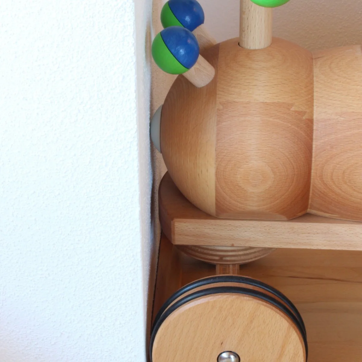 Dynamiko Wooden Ride On - Caterpillar Green - Image 5