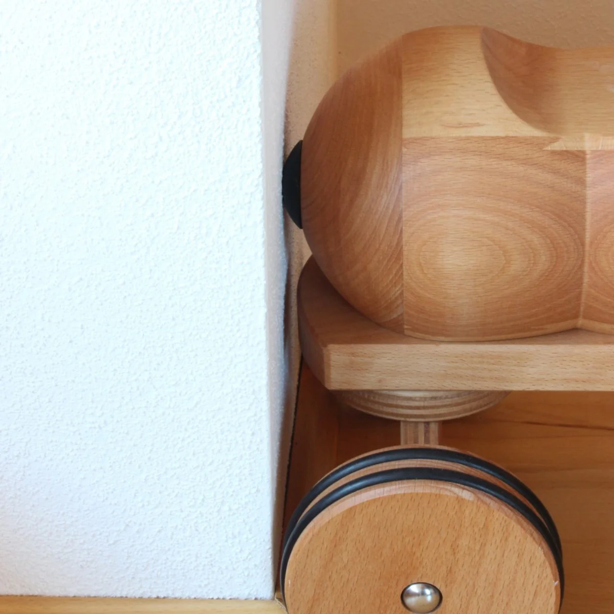 Dynamiko Wooden Ride On - Caterpillar Green - Image 6