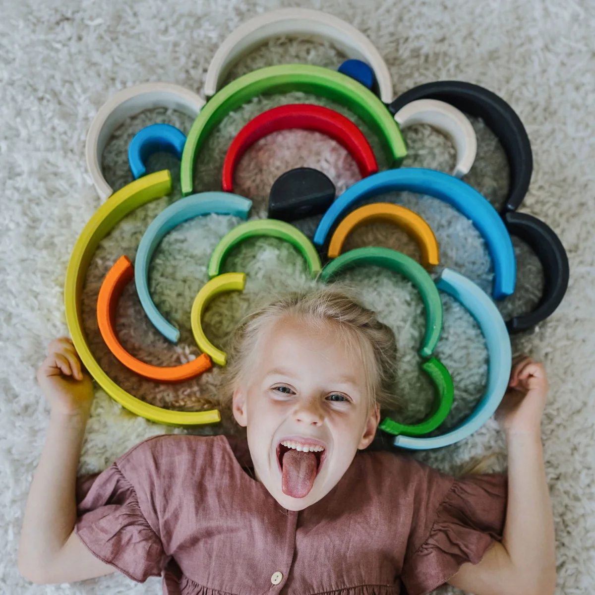 Grimm's Rainbow Monochrome Tunnel Large 12 Pieces - Image 9