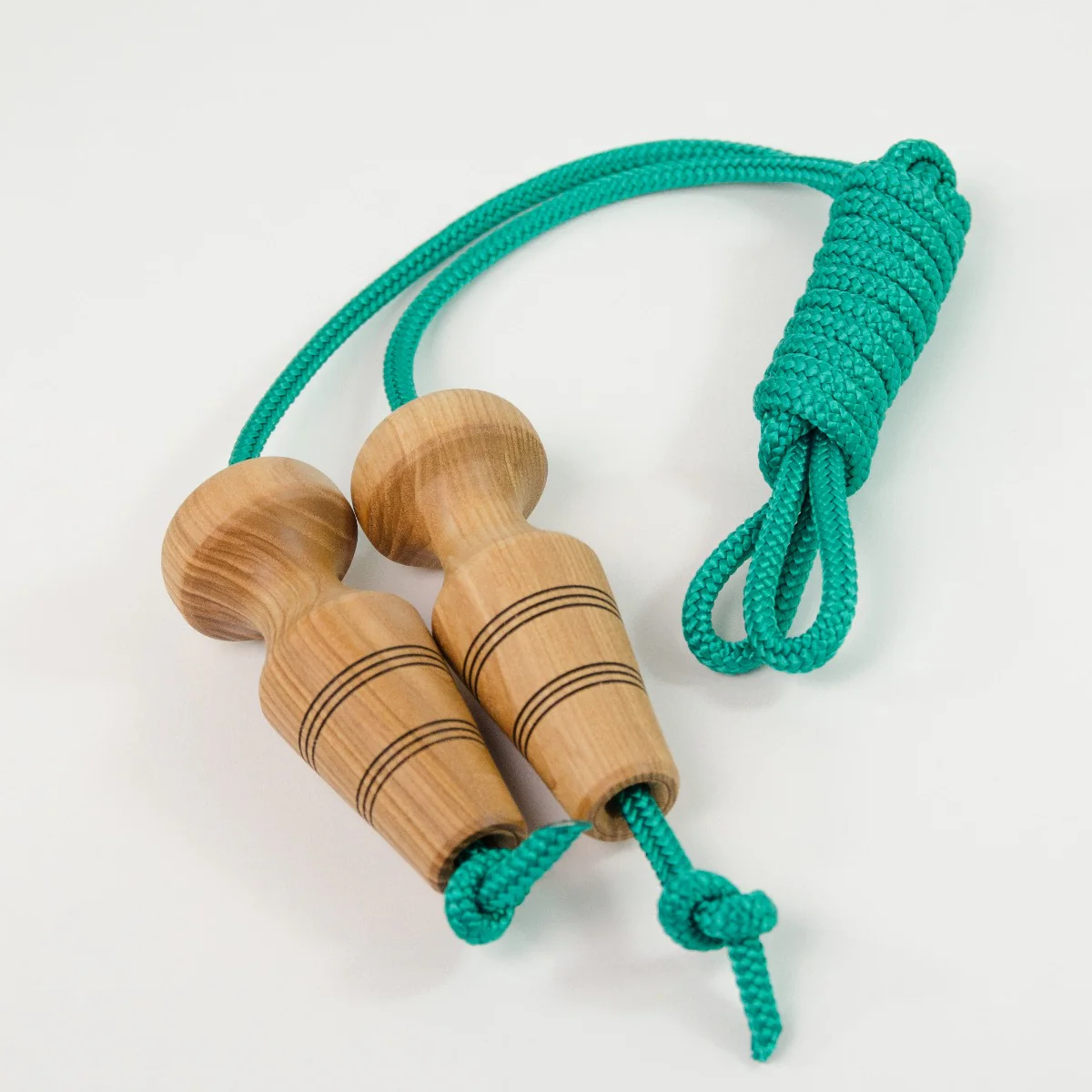Mader Skipping Rope for Children (from 1.4m body height, adjustable) - Natural Handle Nylon Rope - Image 4