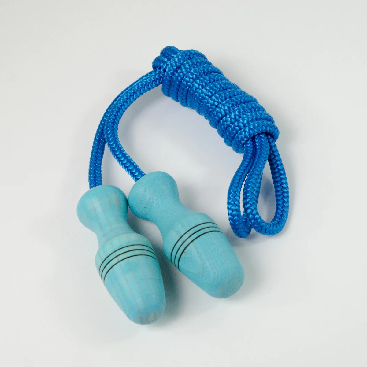Mader Skipping Rope for Younger Children (to 1.4m body height) - Coloured Handle Nylon Rope - Image 3