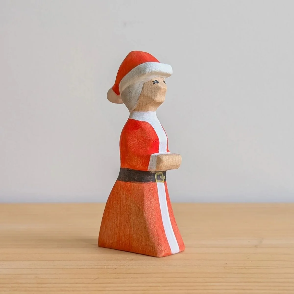 NOM Handcrafted - Mrs. Claus - Image 4