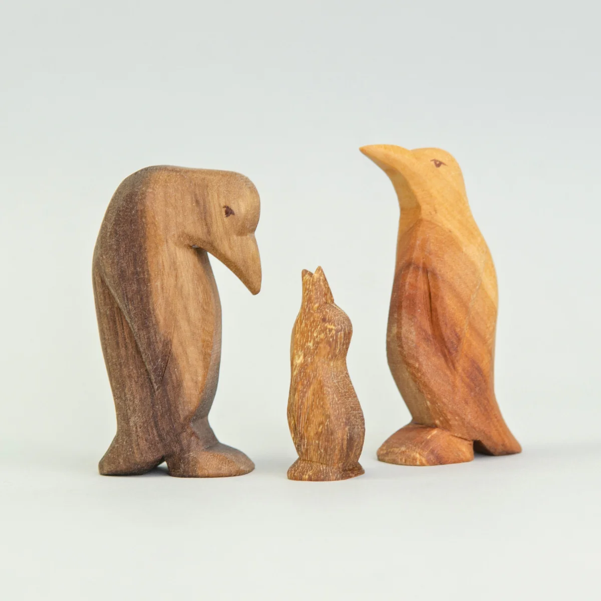 Predan Penguin Head Down - Image 4