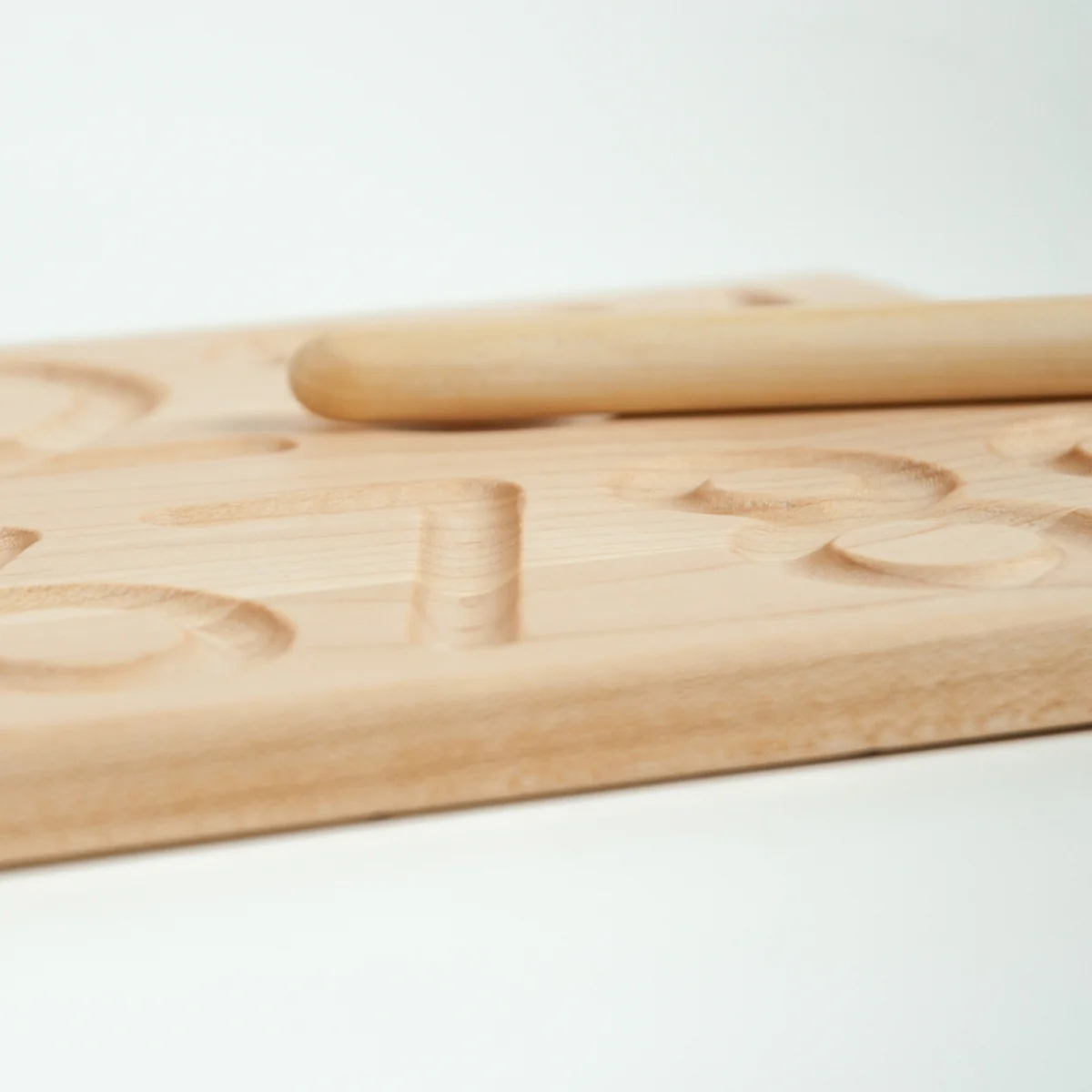 From Jennifer Reversible 1-10 Tracing and Number Counting Board - Image 3