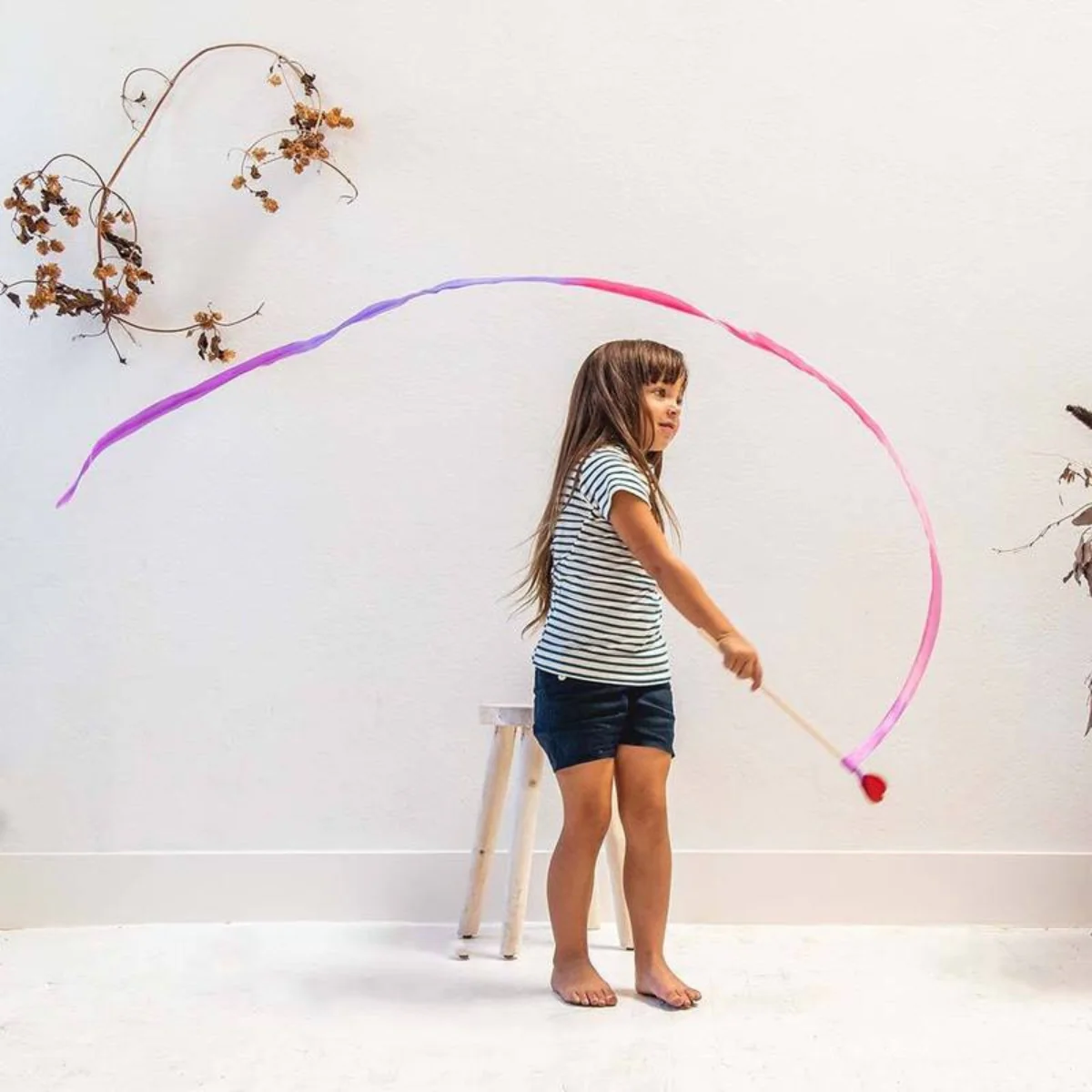 Sarah's Silks Streamers - Image 3