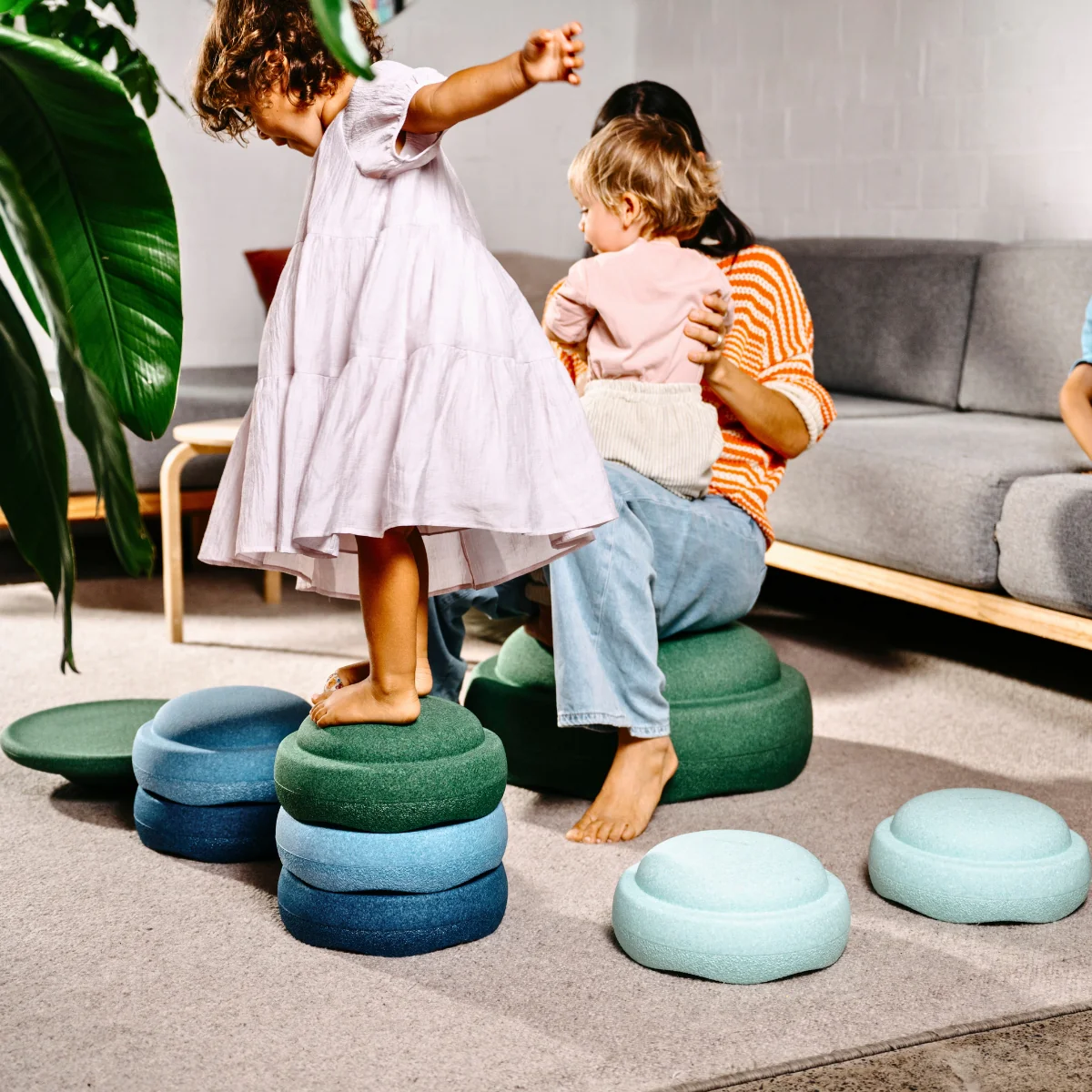 Stapelstein Balance Stepping Stones - Original, Single, Solid Colours - Image 4