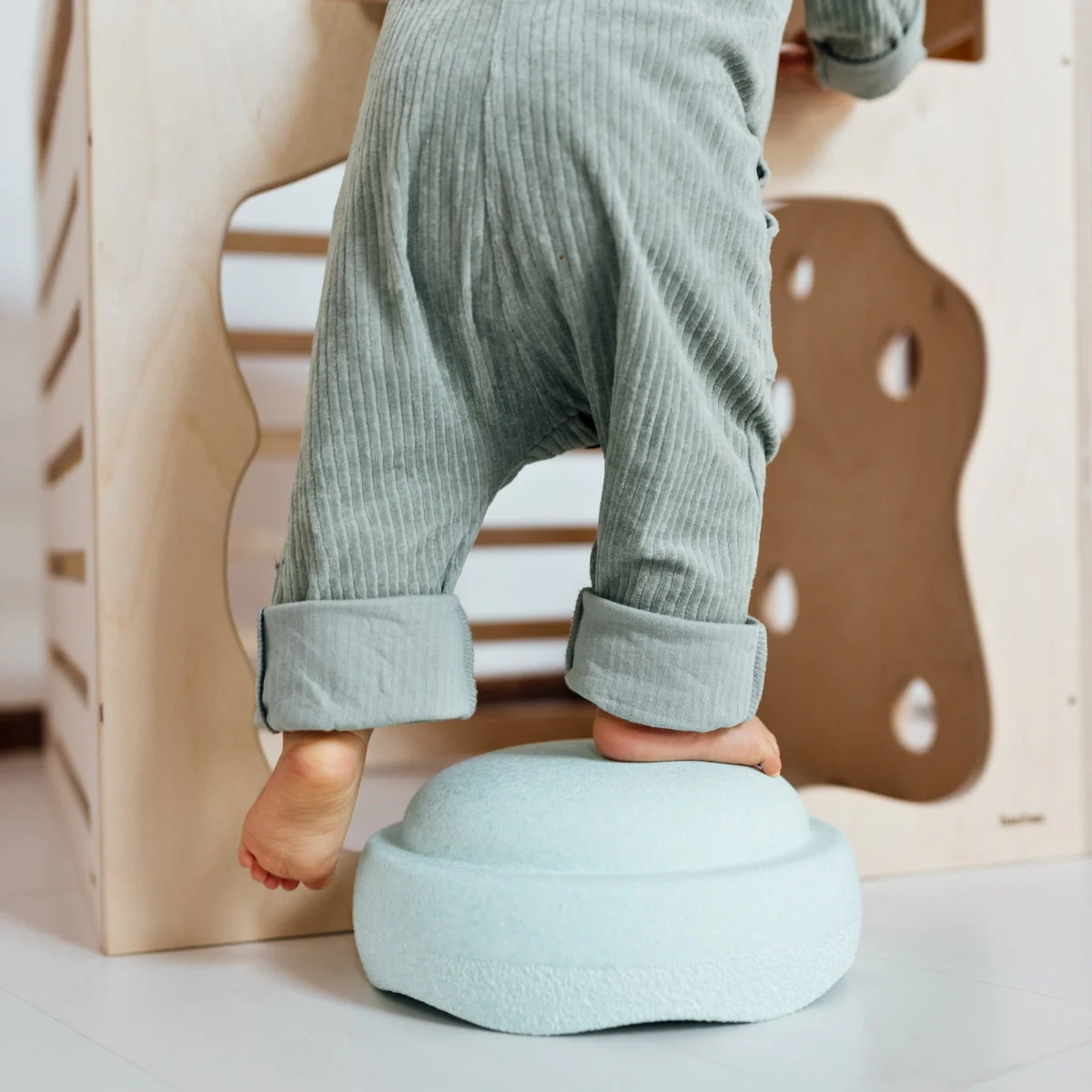 Stapelstein Balance Stepping Stones - Original, Single, Solid Colours - Image 24