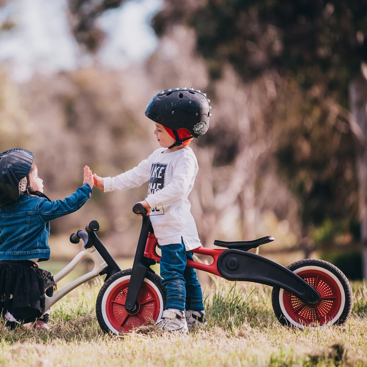 Wishbone Balance Bike 2 in 1 - RE2 Recycled, Durable Plastic - Retired Product - Image 11