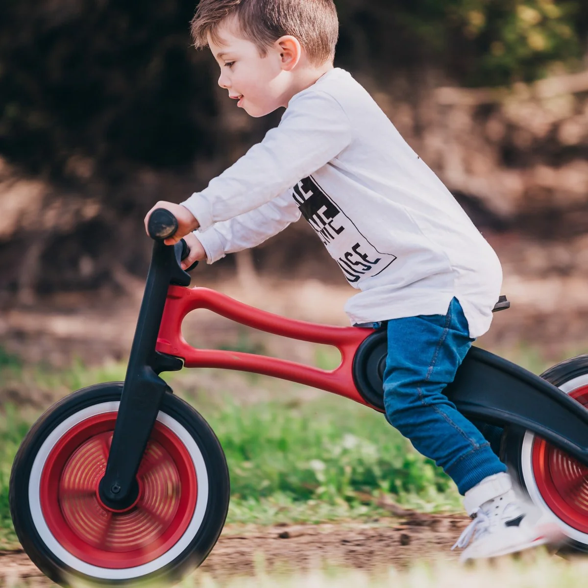 Wishbone Balance Bike 2 in 1 - RE2 Recycled, Durable Plastic - Retired Product - Image 12