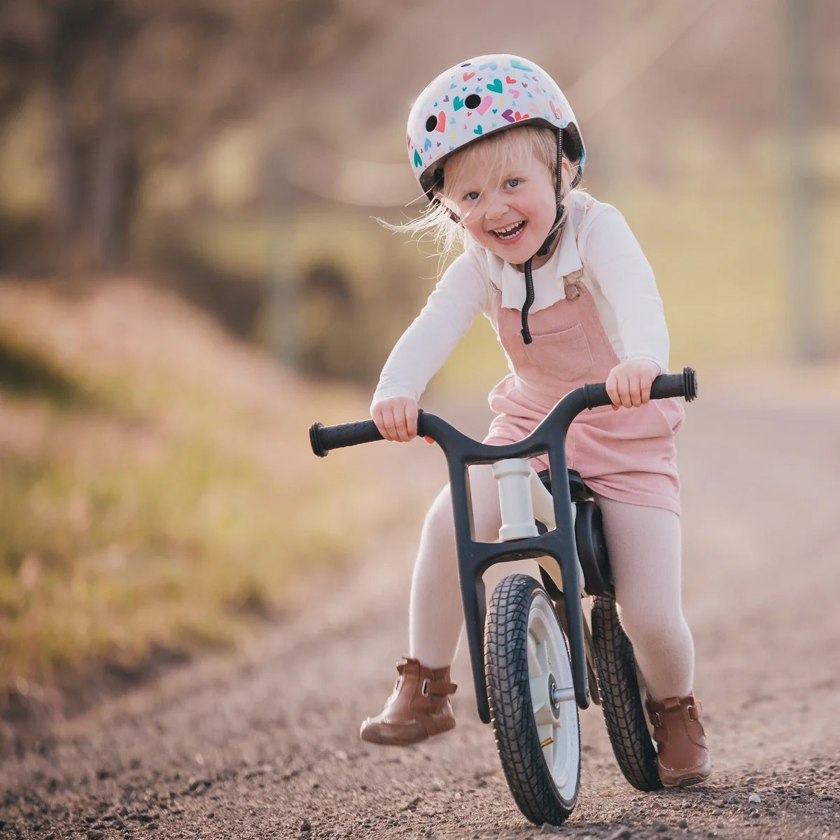 Wishbone Balance Bike 2 in 1 - RE2 Recycled, Durable Plastic - Retired Product - Image 7