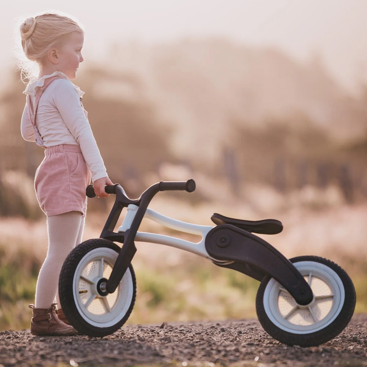 Wishbone Balance Bike 2 in 1 - RE2 Recycled, Durable Plastic - Retired Product - Image 8