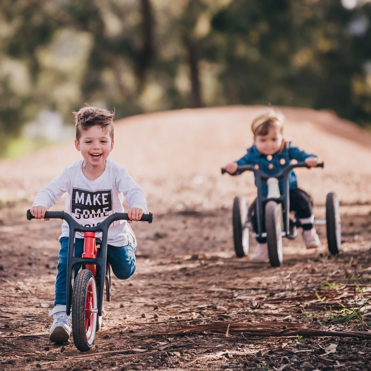 Wishbone Balance Bike & Tricycle 3 in 1 - RE2 Recycled, Durable Plastic - Image 15