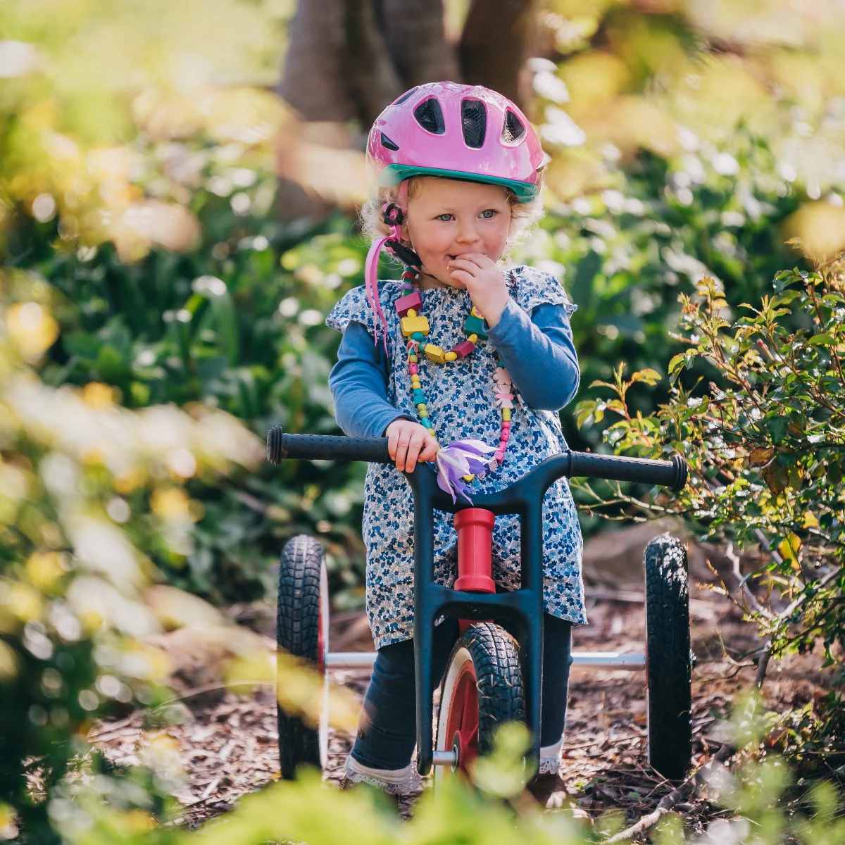 Wishbone Balance Bike & Tricycle 3 in 1 - RE2 Recycled, Durable Plastic - Image 18