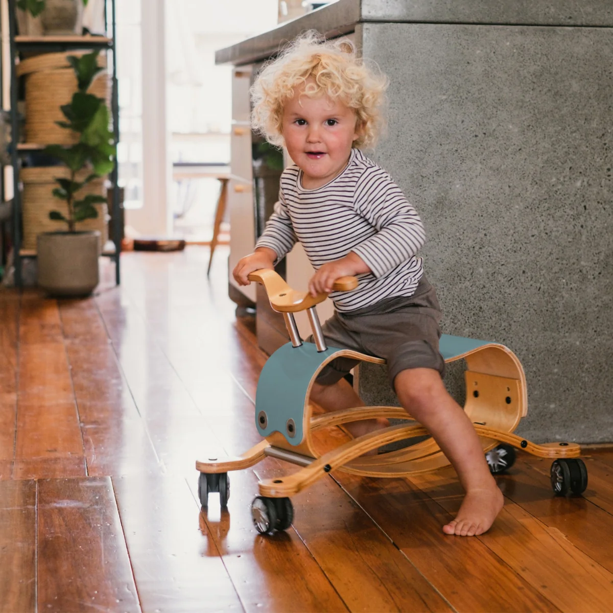 Wishbone Flip Wooden Ride On Toy & Rocker - 2 in 1 - Image 8
